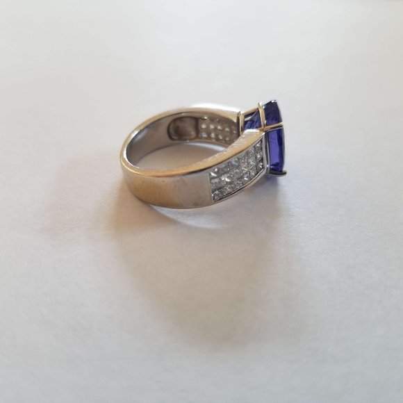 Tanzanite Ring (Grade AAA) - Picture 2 of 6
